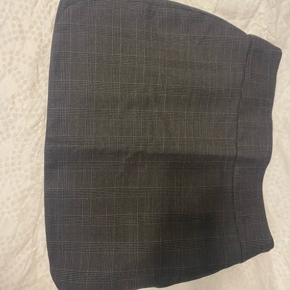 mini skirt - Picture 4 of 4